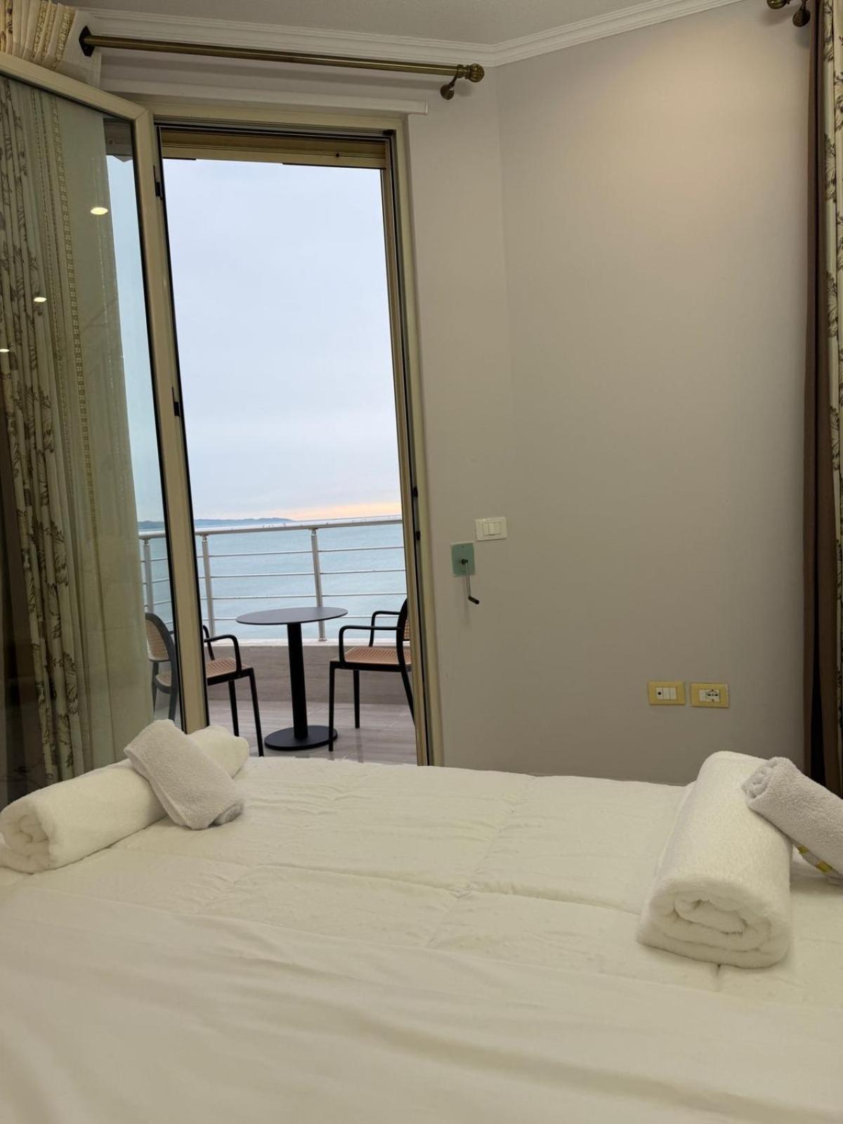 Luxuryseaview Apartment Dıraç Dış mekan fotoğraf